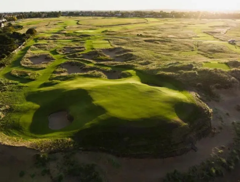 hoylake_17th_behind_green.jpeg