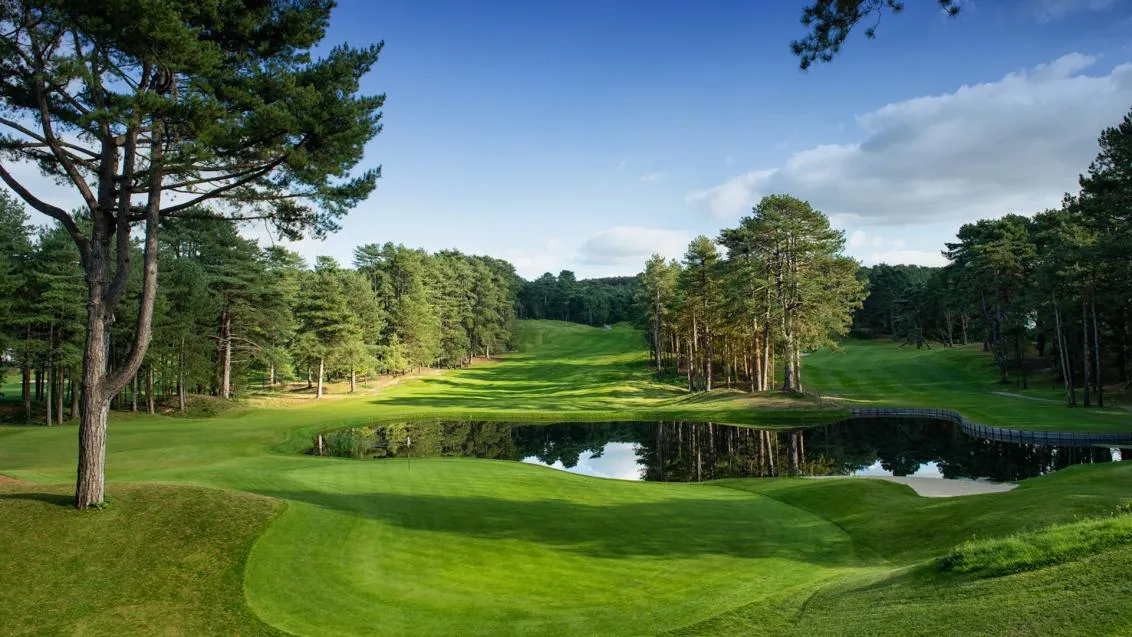 hardelot-les_dunes_hole_18_back.jpg
